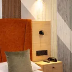 Hotel Espace Champerret