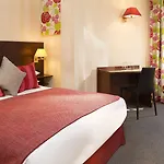 Hotel Espace Champerret