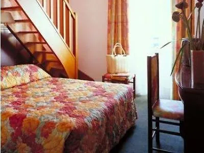 Hotel Espace Champerret 3*