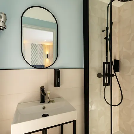 Espace Champerret Hotel 3*