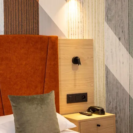 מלון Espace Champerret