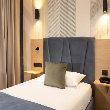 Espace Champerret Szálloda Levallois-Perret