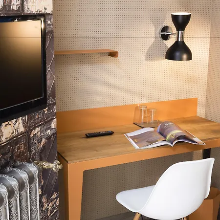 Hotel Espace Champerret