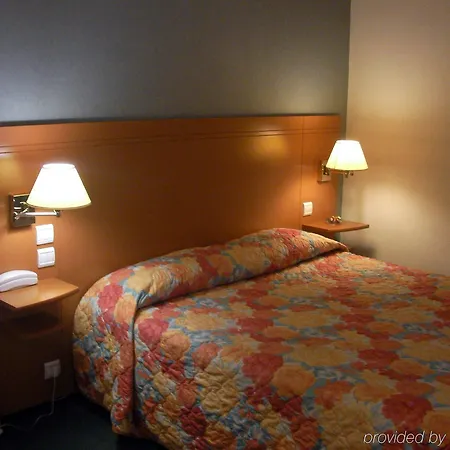 Espace Champerret 3*