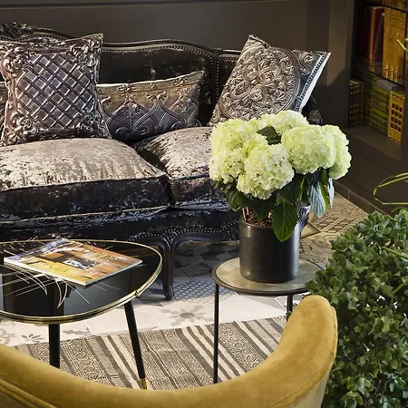 Hotel Espace Champerret