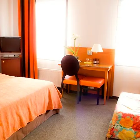 Espace Champerret Hotel