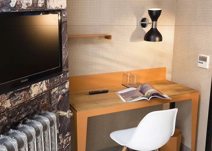 מלון Espace Champerret