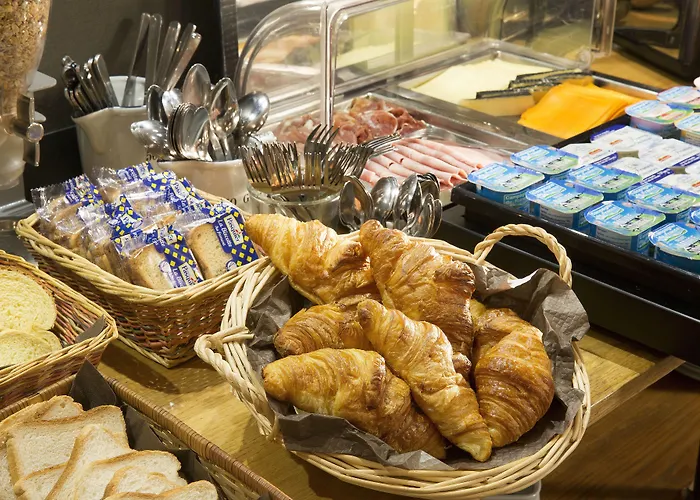 Espace Champerret Hotel