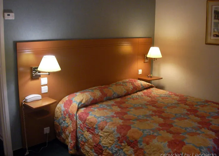 Espace Champerret 3*