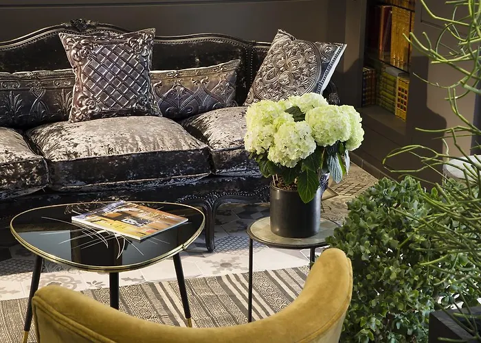 Hotel Espace Champerret