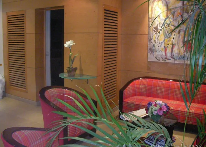 Hotel Espace Champerret 3*