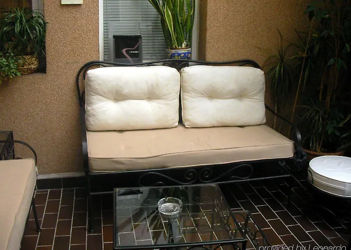 Espace Champerret 3*